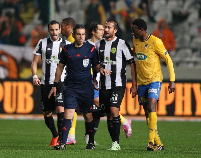 nikolaidis-apoel-aek (2)