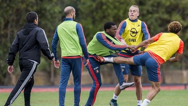 Feyenoord-training-bust-up+(1)