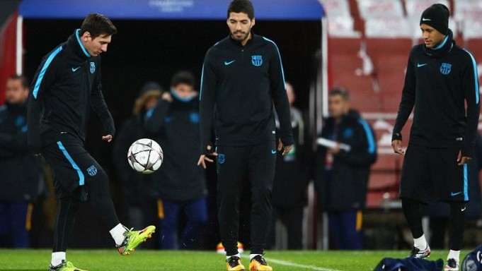 Κοντρόλ με την… πλάτη ο Μέσι