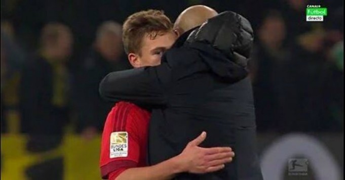 Το «χώσιμο» και η πατρική αγκαλιά του Γκουαρντιόλα στον Κίμιχ