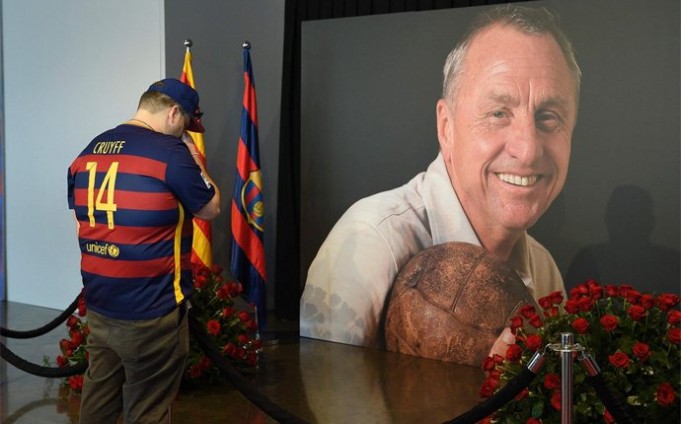 Η Μπαρτσελόνα αποχαιρετά τον Κρόιφ!