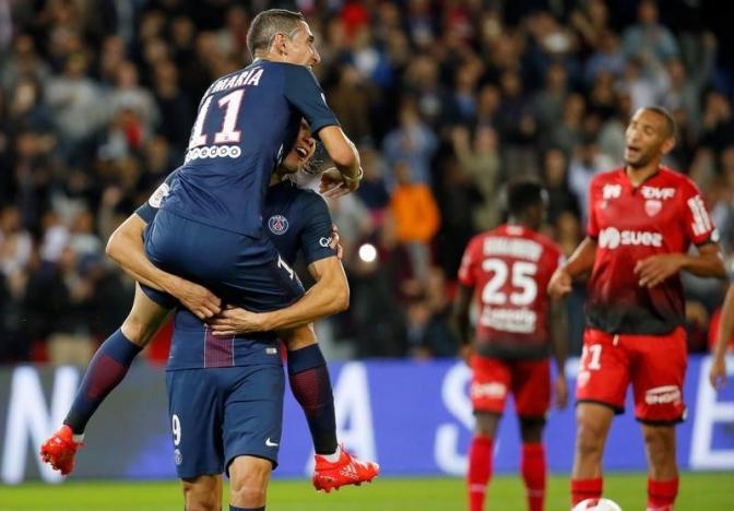 Football Soccer - Paris Saint-Germain v Dijon - French Ligue 1