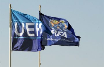 UEFA-FIFA-flags (1)