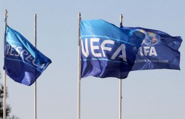 UEFA-FIFA-flags (2)