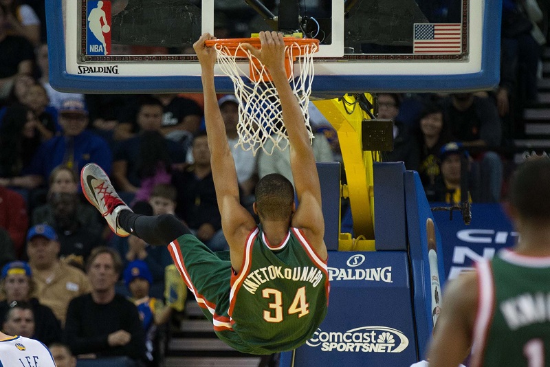 NBA: Milwaukee Bucks at Golden State Warriors