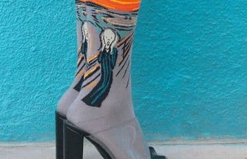 art-socks-gift-ideas-20-5829cb9b8f45b__700