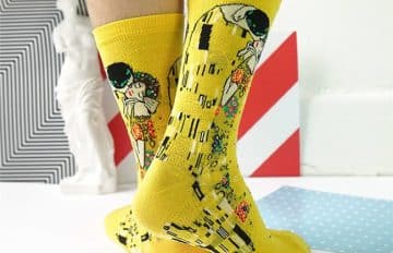 art-socks-gift-ideas-3-5829c7ae21826__700