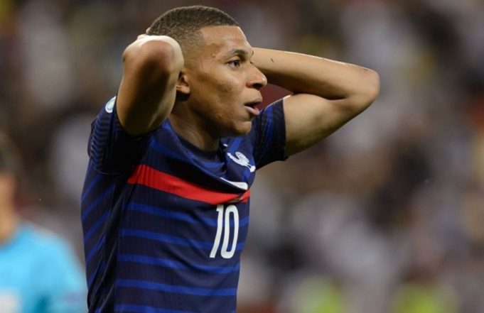 «Ο Μπαπέ τη νέα σεζόν θα παίζει στην Ρεάλ, αλλιώς παραιτούμαι»