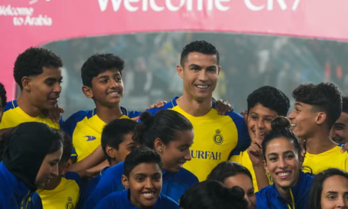 O… Kριστιάνο της Αραβίας!