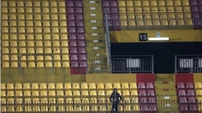 Οπαδός ταξίδεψε 800 χιλιόμετρα κι έκανε κερκίδα… ολομόναχος