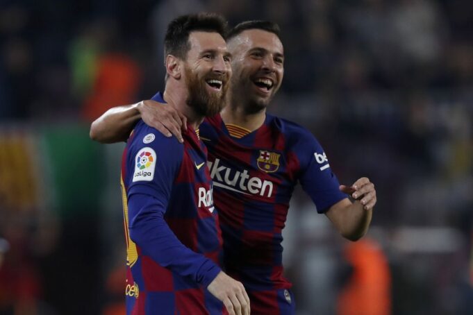 Άλμπα για Μέσι: “Θα ήθελα να γυρίσει στην Μπαρτσελόνα, αλλά είναι χαρούμενος στην Παρί”