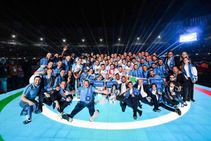 Μεθυσμένη πολιτεία η Νάπολη: Πανηγύρισαν με την ψυχή τους οι πρωταθλητές του Σπαλέτι (ΒΙΝΤΕΟ)