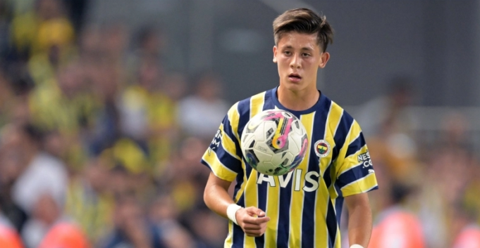 H Ρεάλ Μαδρίτης έκλεψε» τον 18χρονο Γκιουλέρ από την Μπαρτσελόνα!