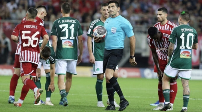 ΦΑΜΠΙΟ ΜΑΡΕΣΚΑ στο φύλλο αγώνα: «Και οι δύο ομάδες πίεζαν τον γιατρό να αλλάξει απόφαση, έκρινα πως δεν μπορούσε να ξανά αρχίσει ο αγώνας»