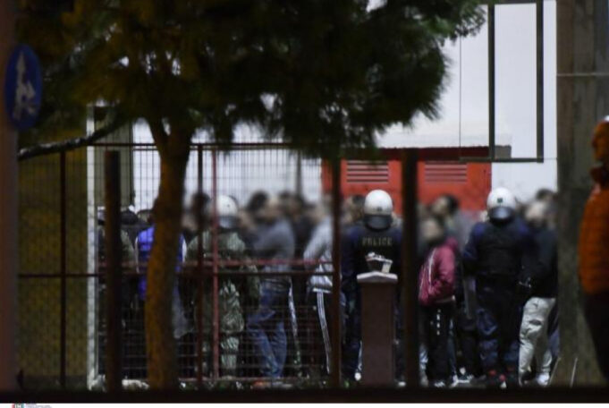 Αγωνία στην Ελλάδα: Ανακοινώνονται τα μέτρα για την οπαδική βία-Από κλείσιμο κερκίδων μέχρι λουκέτο στα γήπεδα!