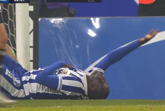 Σκόραρε και τραυματίστηκε ο Αλιούμ – Δείτε Βίντεο