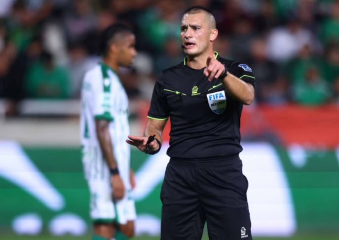 Η ανάλυση της διαιτησίας του «αιώνιου» ντέρμπι