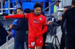 Αναμονή και για Μαέ