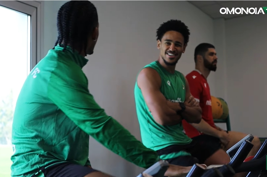 Inside training με Μαέ και Στεπίνσκι