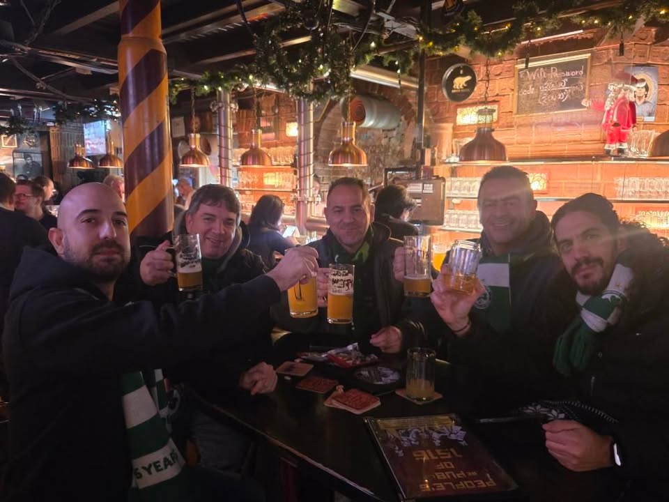 Στην υγειά της Αγαπούλλας!