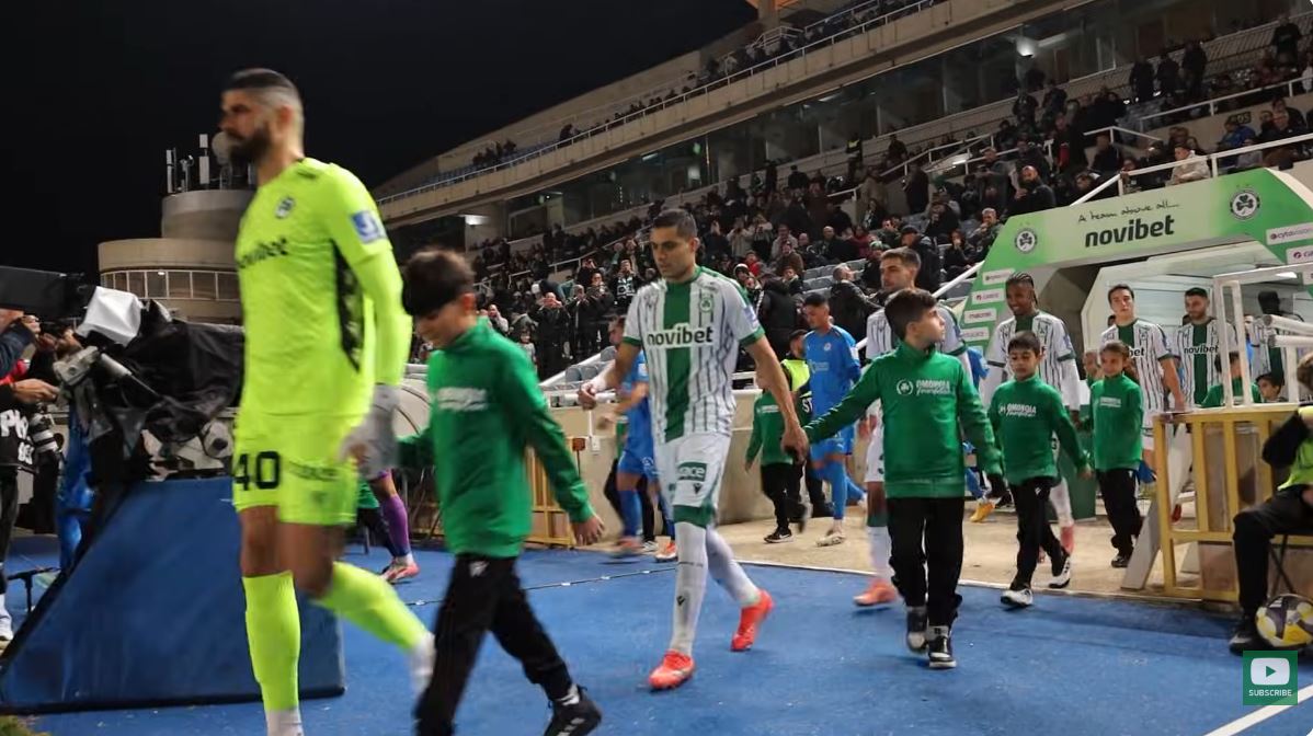 Η παρακάμερα της τεσσάρας επί του Εθνικού Άχνας