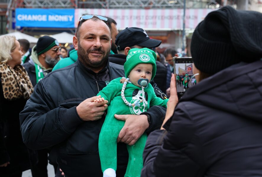 Από κούνια… on tour για την Αγαπούλα! [Φωτός]