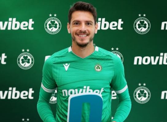 Παρέλαβε το βραβείο του MVP ο Χατζηγιοβάνης